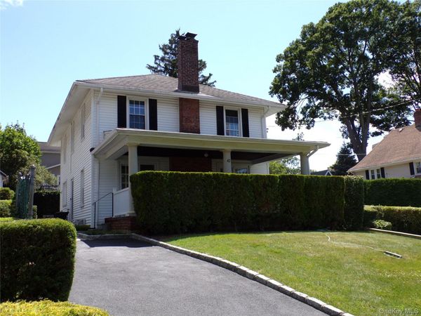 42 Brambach Avenue, Scarsdale, NY 10583