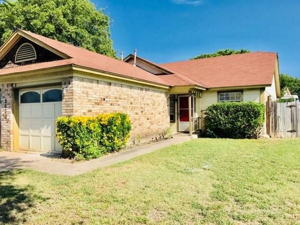 2000 Leeann DR, Unit A, Austin, TX 78758