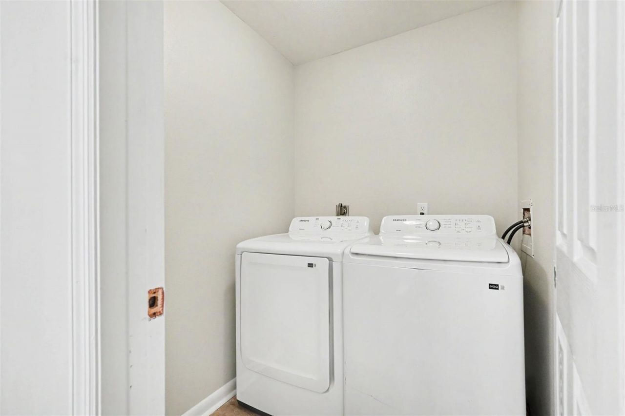 3267 39th Street S, Unit B, Saint Petersburg, FL 33711 Photo