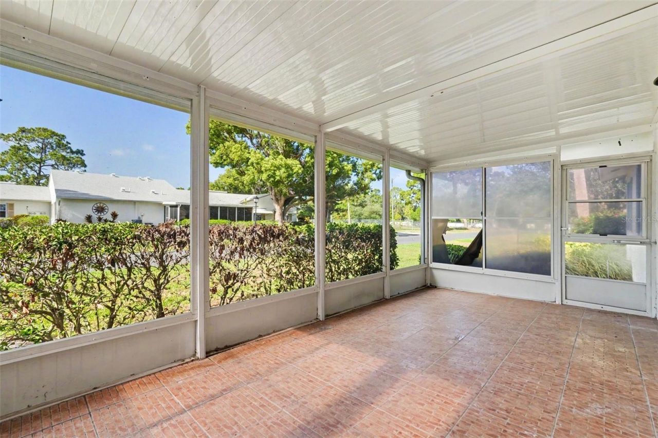 3267 39th Street S, Unit B, Saint Petersburg, FL 33711 Photo