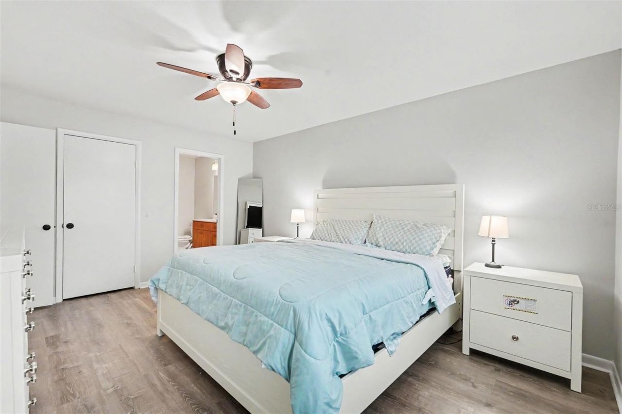 3267 39th Street S, Unit B, Saint Petersburg, FL 33711 Photo