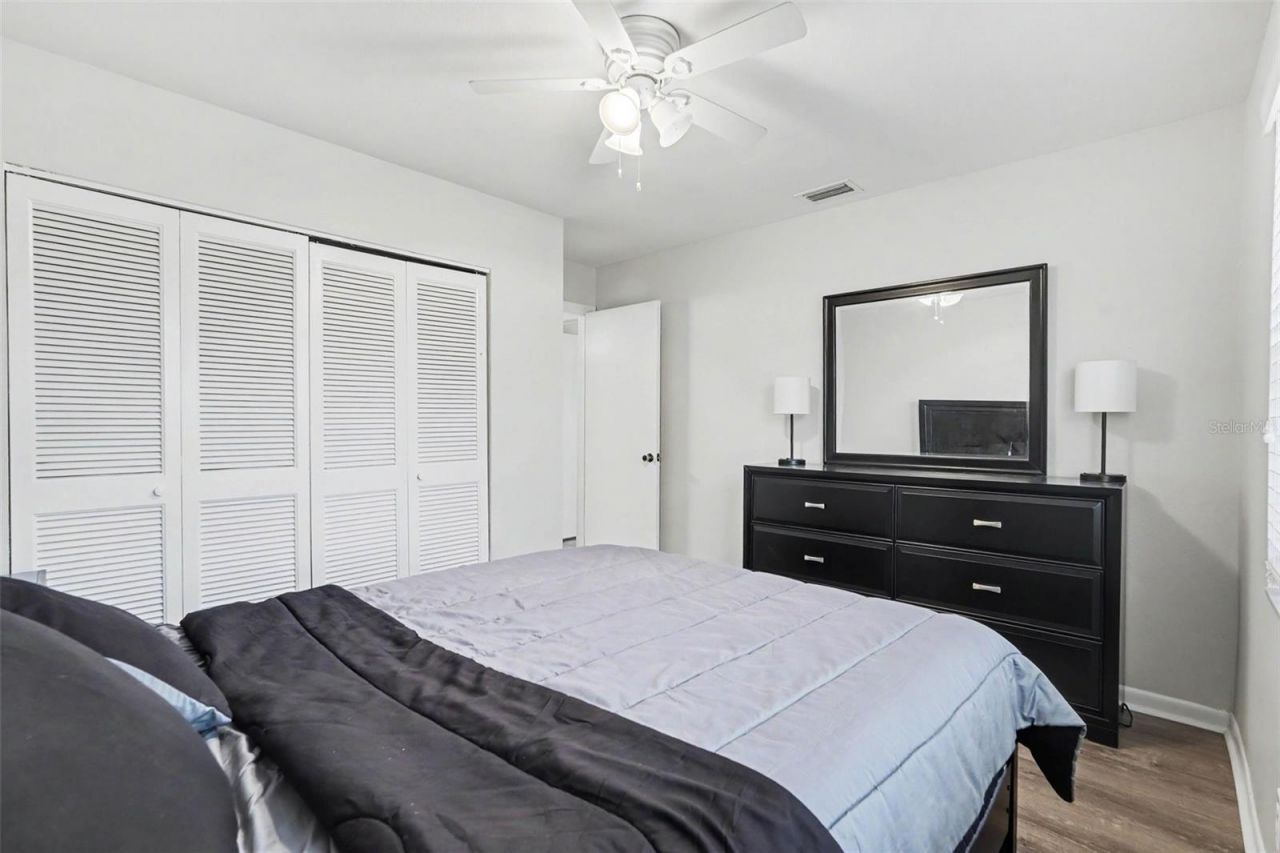 3267 39th Street S, Unit B, Saint Petersburg, FL 33711 Photo