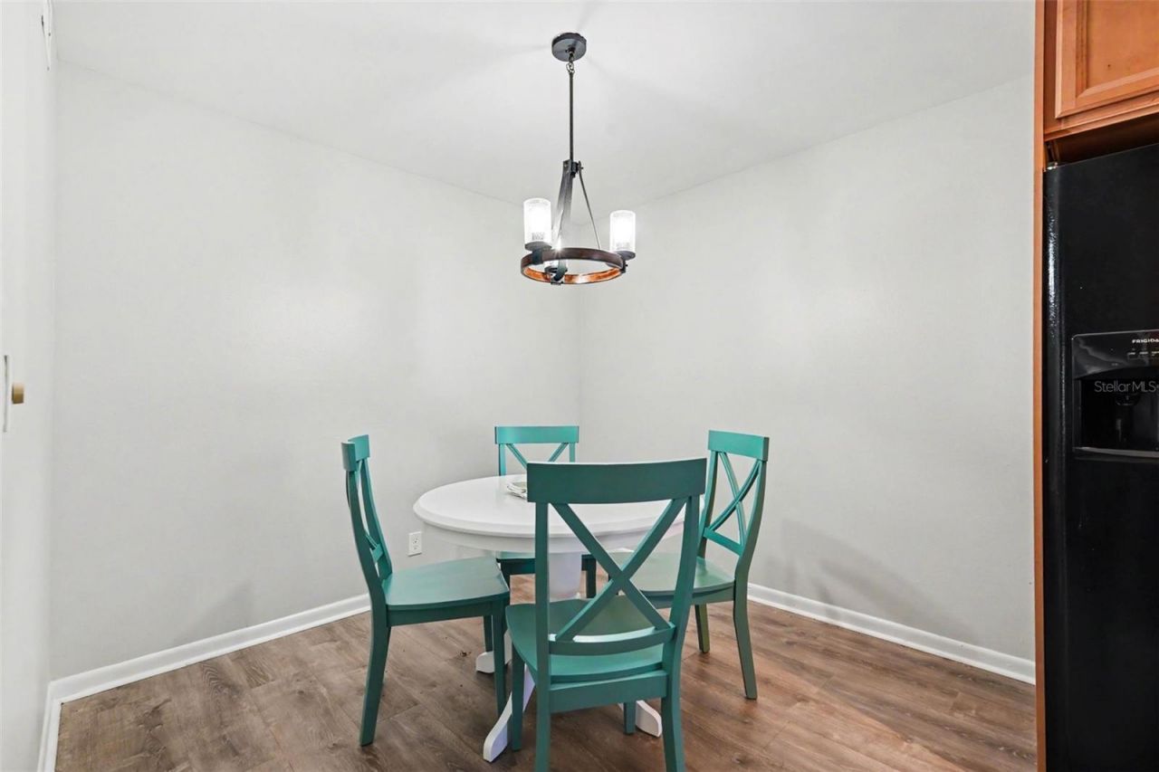 3267 39th Street S, Unit B, Saint Petersburg, FL 33711 Photo