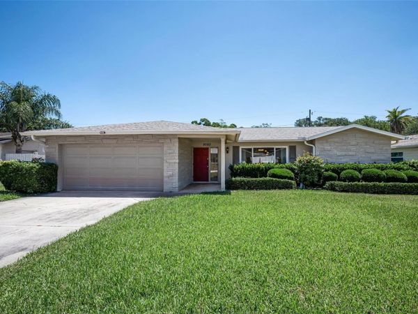 9083 BRIARWOOD DRIVE, SEMINOLE, FL 33772