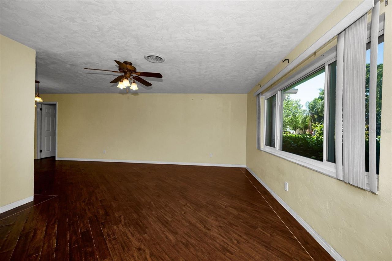 9083 Briarwood Drive, Seminole, FL 33772 Photo