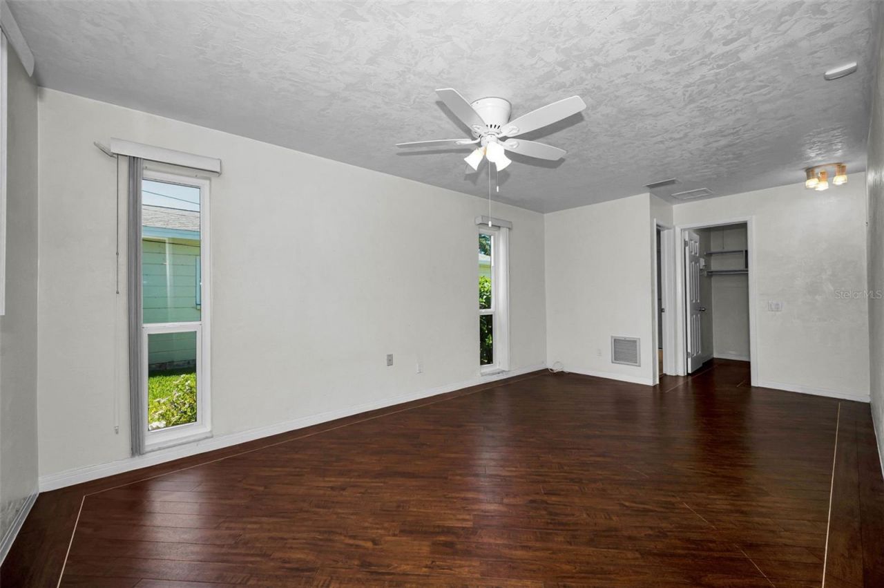 9083 Briarwood Drive, Seminole, FL 33772 Photo