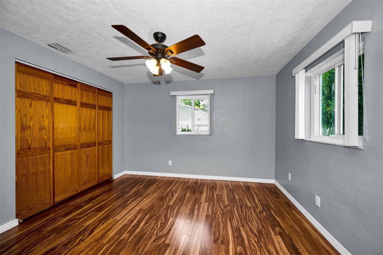 9083 Briarwood Drive, Seminole, FL 33772 Photo