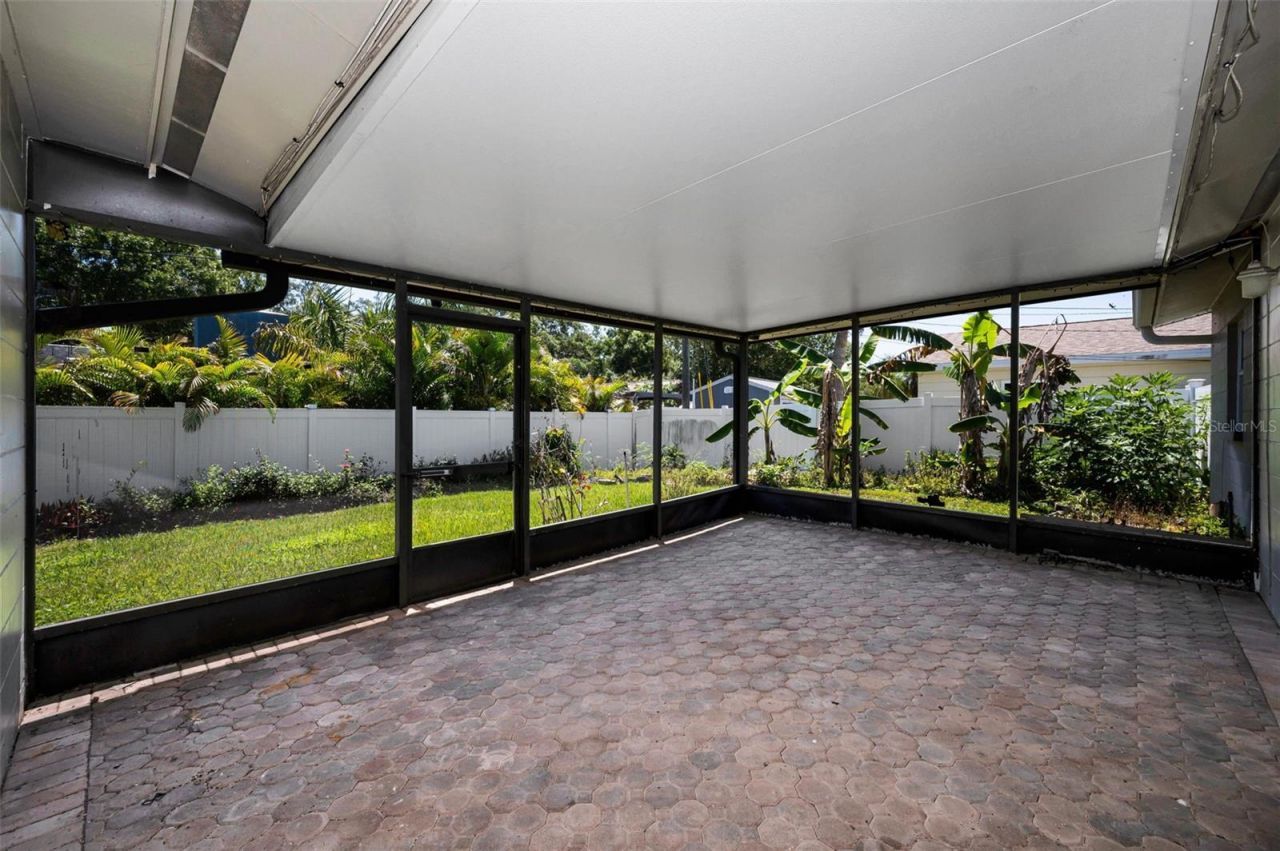 9083 Briarwood Drive, Seminole, FL 33772 Photo