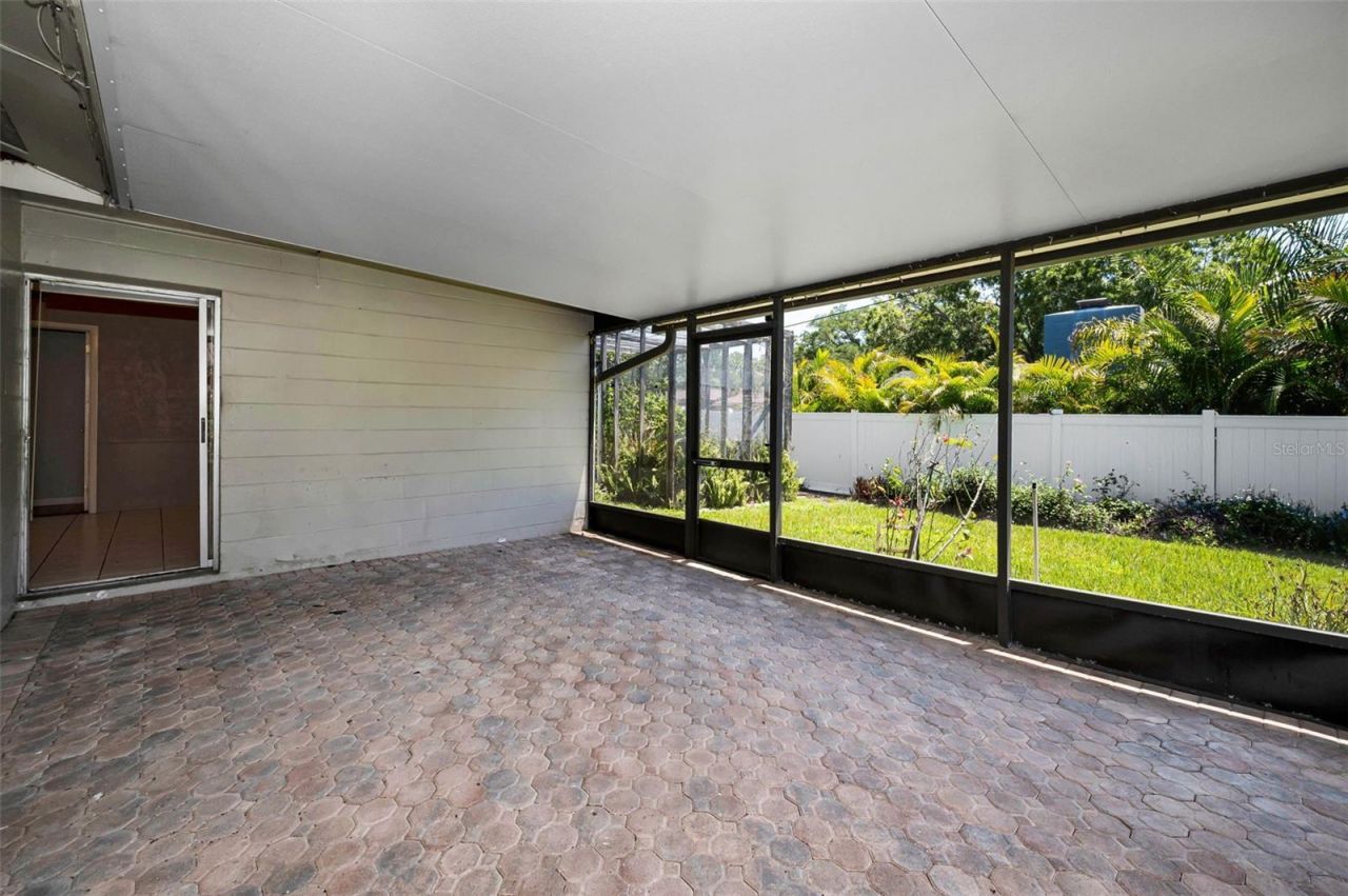 9083 Briarwood Drive, Seminole, FL 33772 Photo