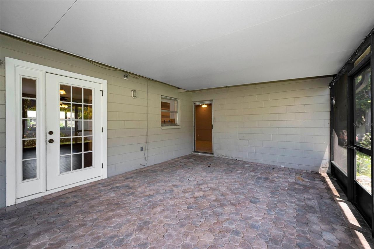 9083 Briarwood Drive, Seminole, FL 33772 Photo