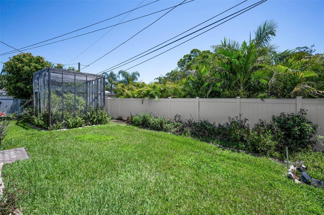 9083 Briarwood Drive, Seminole, FL 33772 Photo