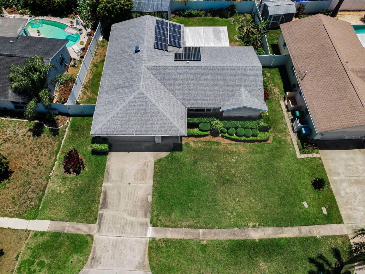 9083 Briarwood Drive, Seminole, FL 33772 Photo