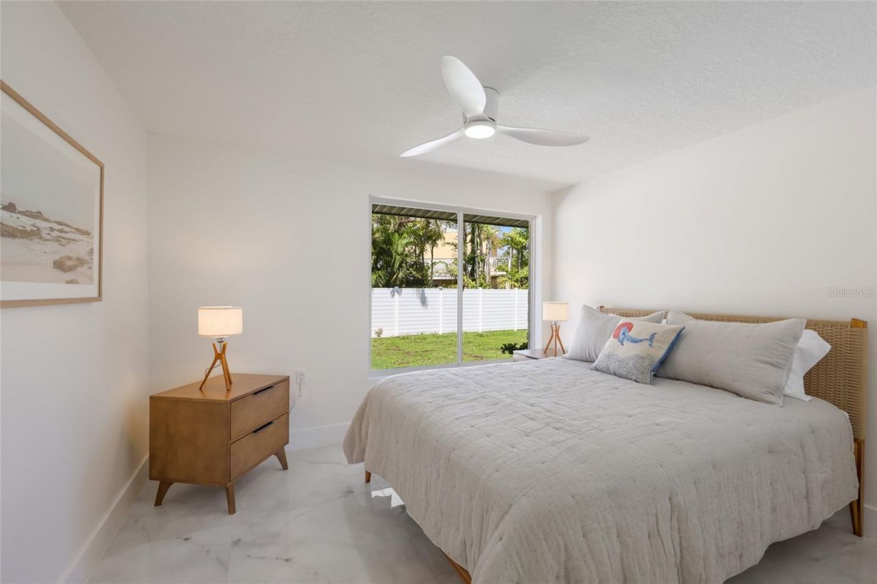 214 85th Street, Holmes Beach, FL 34217 Photo