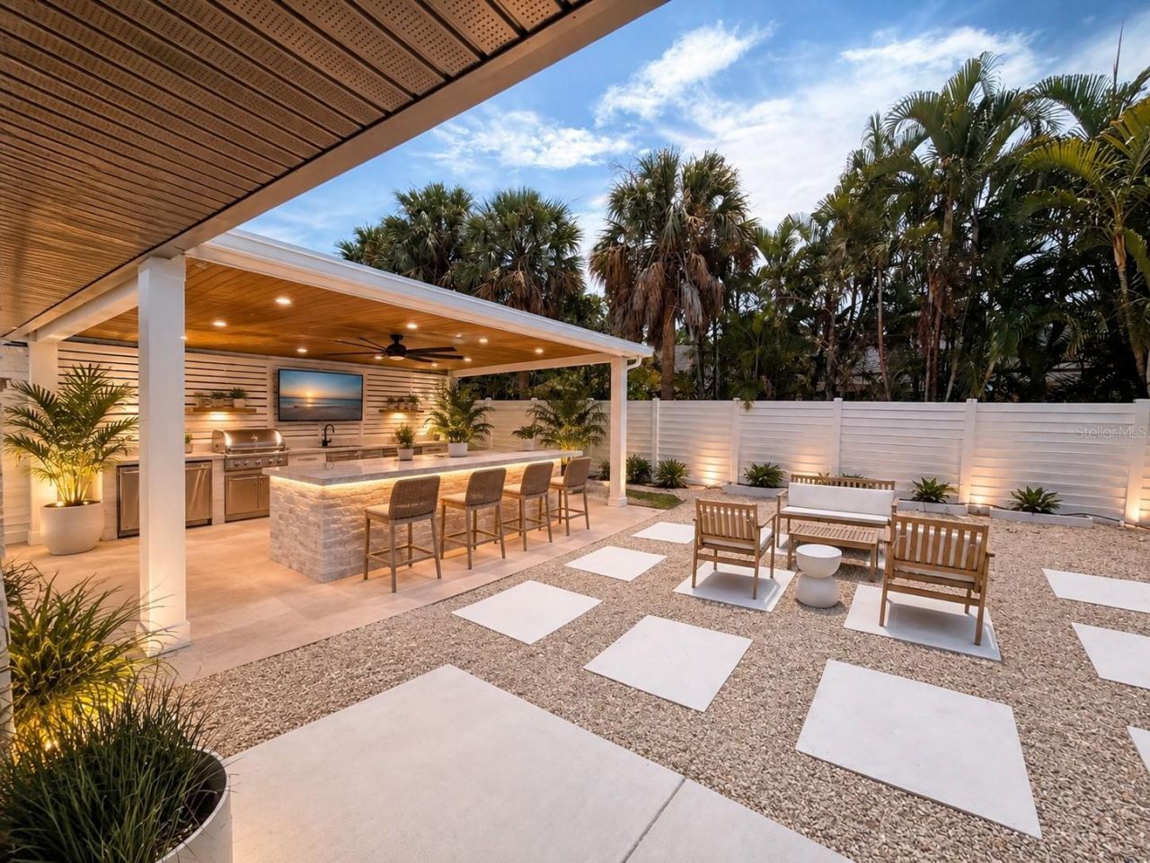 214 85th Street, Holmes Beach, FL 34217 Photo