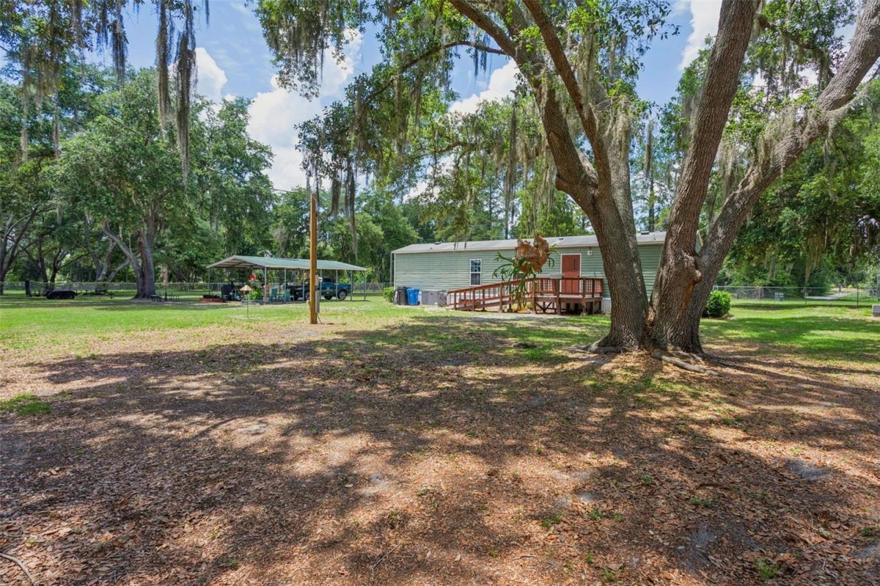 5603 Joyce Sheffield Lane, Plant City, FL 33565 Photo