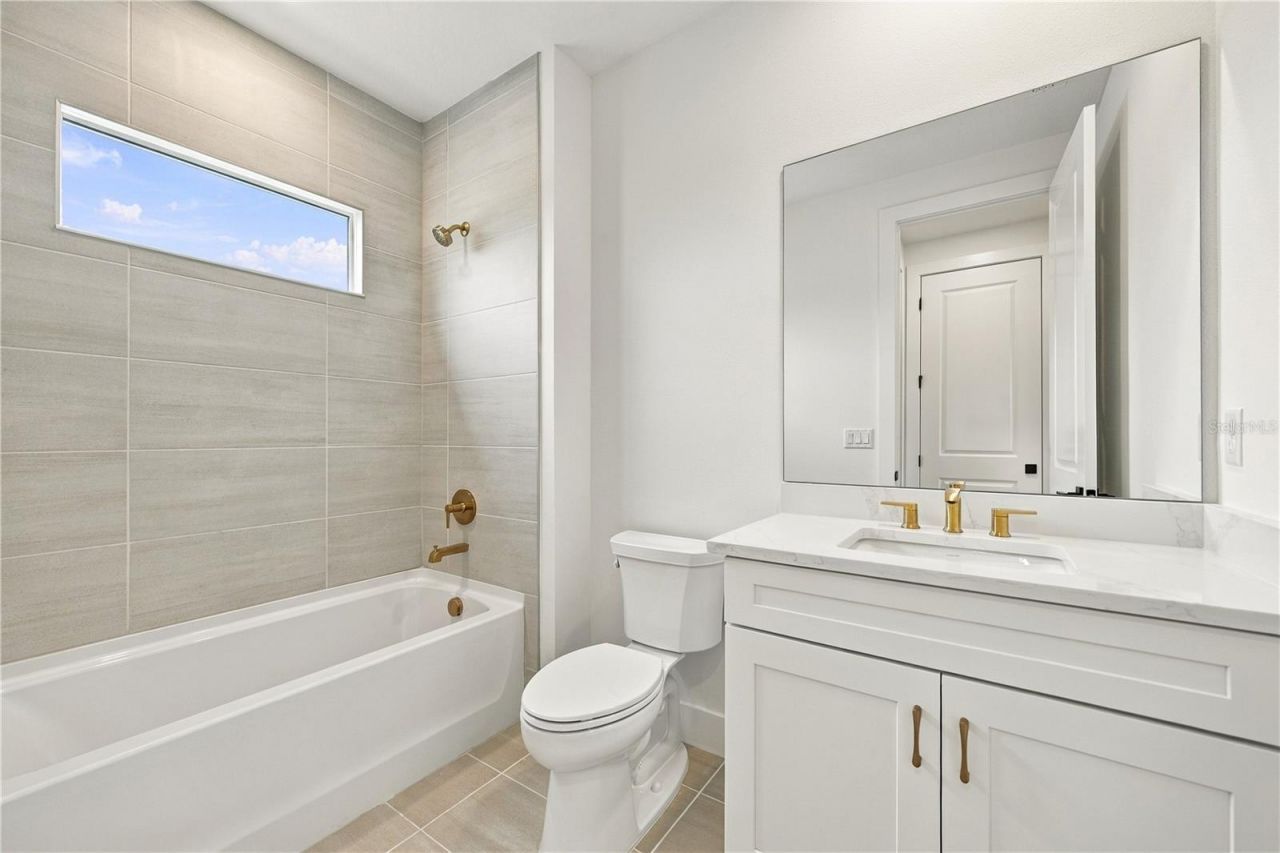17805 Palmiste Drive, Bradenton, FL 34202 Photo