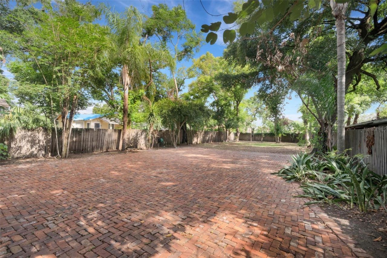 716 E Lime Street , Lakeland, FL 33801 Photo