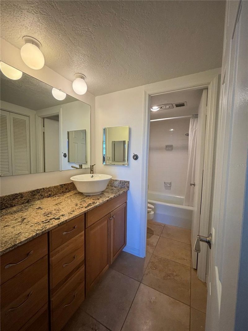 4822 Ocean Boulevard, Unit 3D, Sarasota, FL 34242 Photo