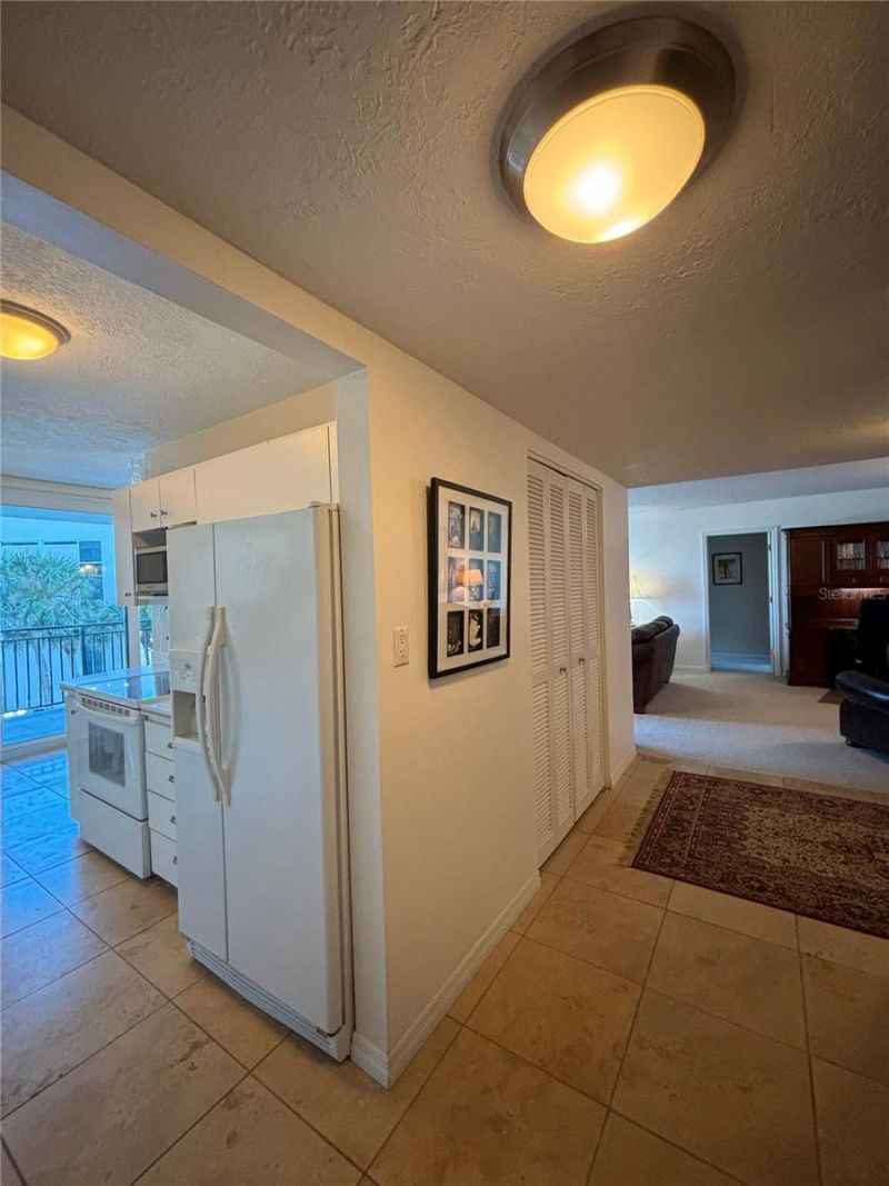 4822 Ocean Boulevard, Unit 3D, Sarasota, FL 34242 Photo