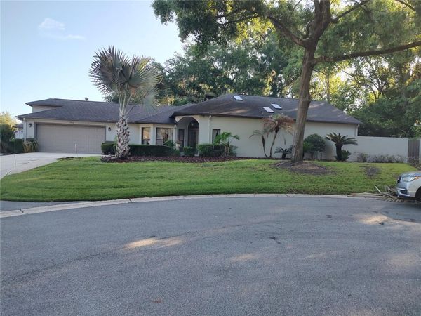 1936 SE CLATTER BRIDGE ROAD , OCALA, FL 34471