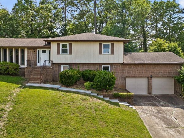 946 Sherry Circle, Hixson, TN 37343