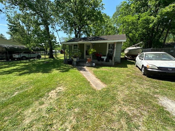 809 Ferry Road, Hixson, TN 37343