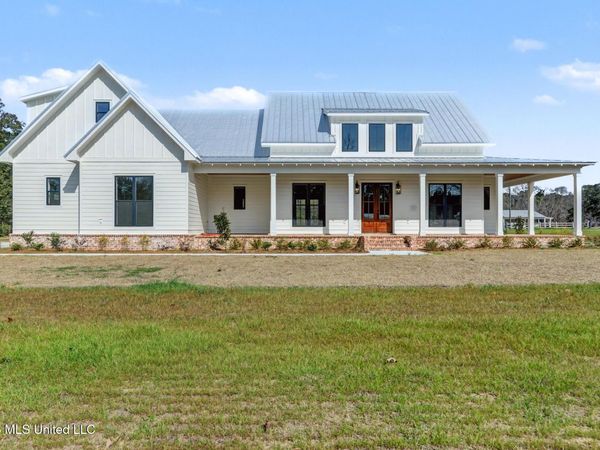 2713 Island Branch Road, Vancleave, MS 39565