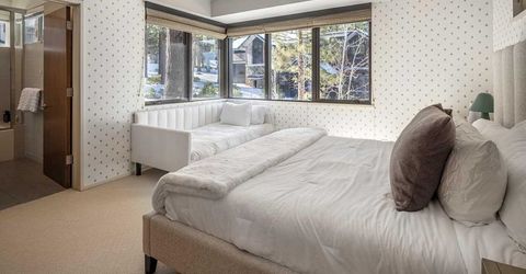 2606 Elsinore Court, Truckee, CA 96161 Photo