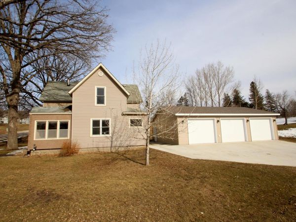 200 5th Avenue SE, Pelican Rapids, MN 56572
