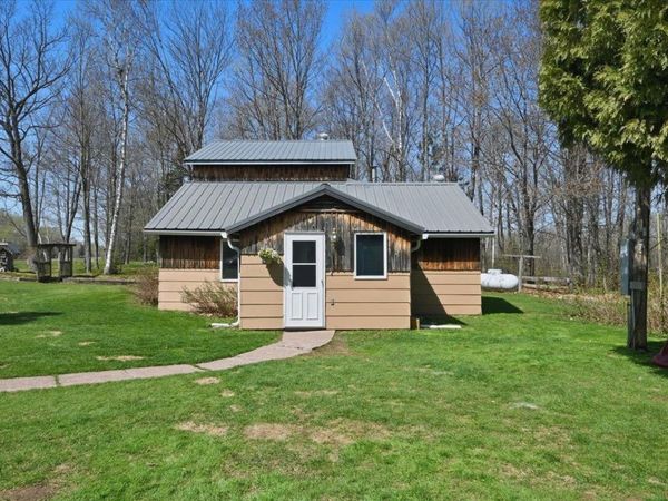 7211 S State Road 35, Foxboro, WI 54836