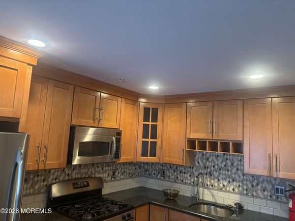 22 W Front Street, Unit 201, Red Bank, NJ 07701