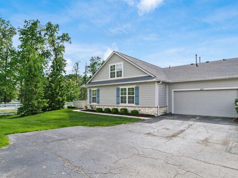 4111 Aumbrey Court, Unit 35, New Albany, OH 43054 Photo 42