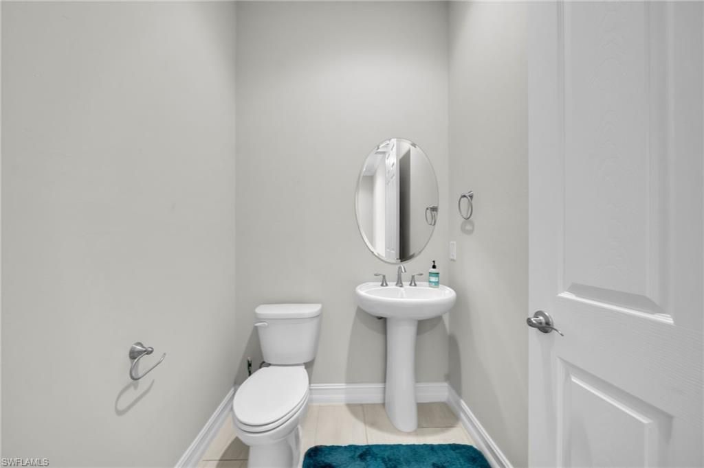 8741 Westwood Oaks Pl, Fort Myers, FL 33908 Photo