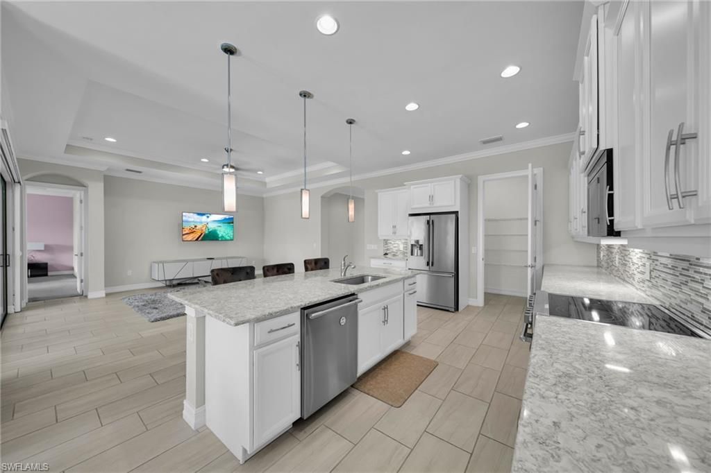 8741 Westwood Oaks Pl, Fort Myers, FL 33908 Photo