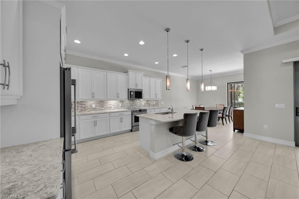 8741 Westwood Oaks Pl, Fort Myers, FL 33908 Photo