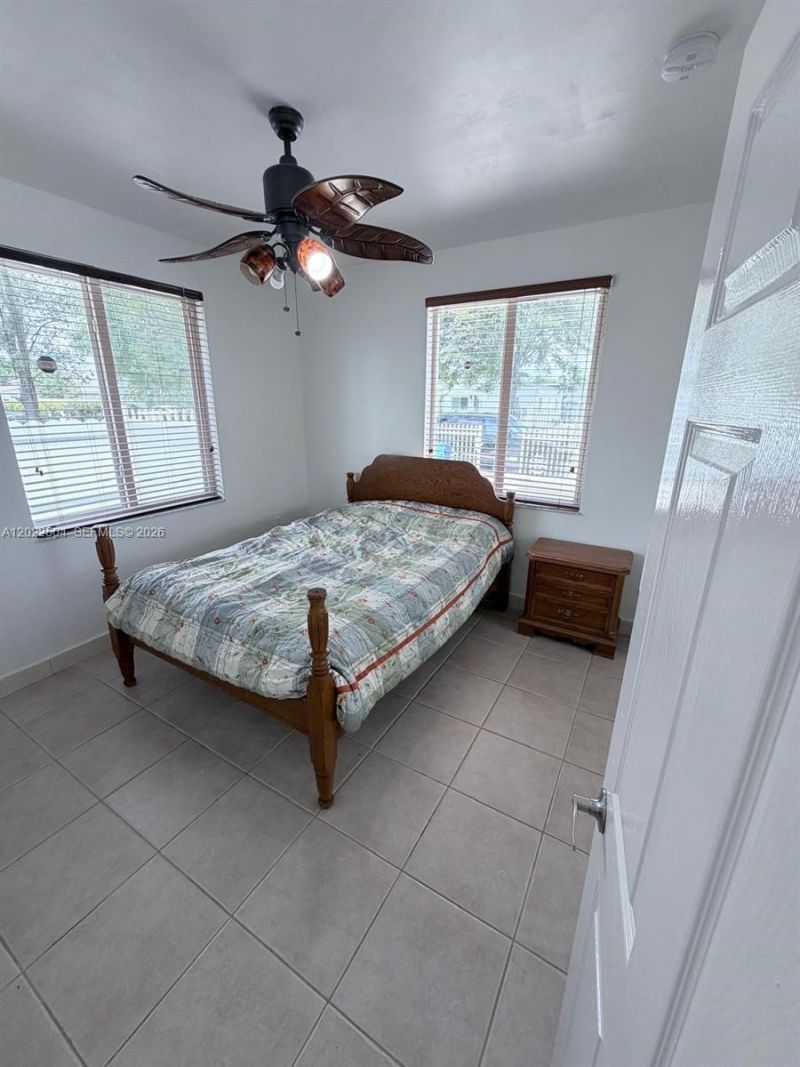 1670 NW 73rd St, Miami, FL 33147 Photo
