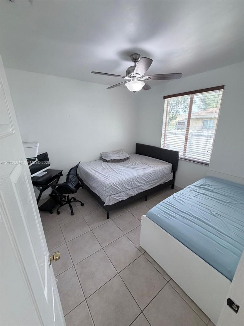 1670 NW 73rd St, Miami, FL 33147 Photo