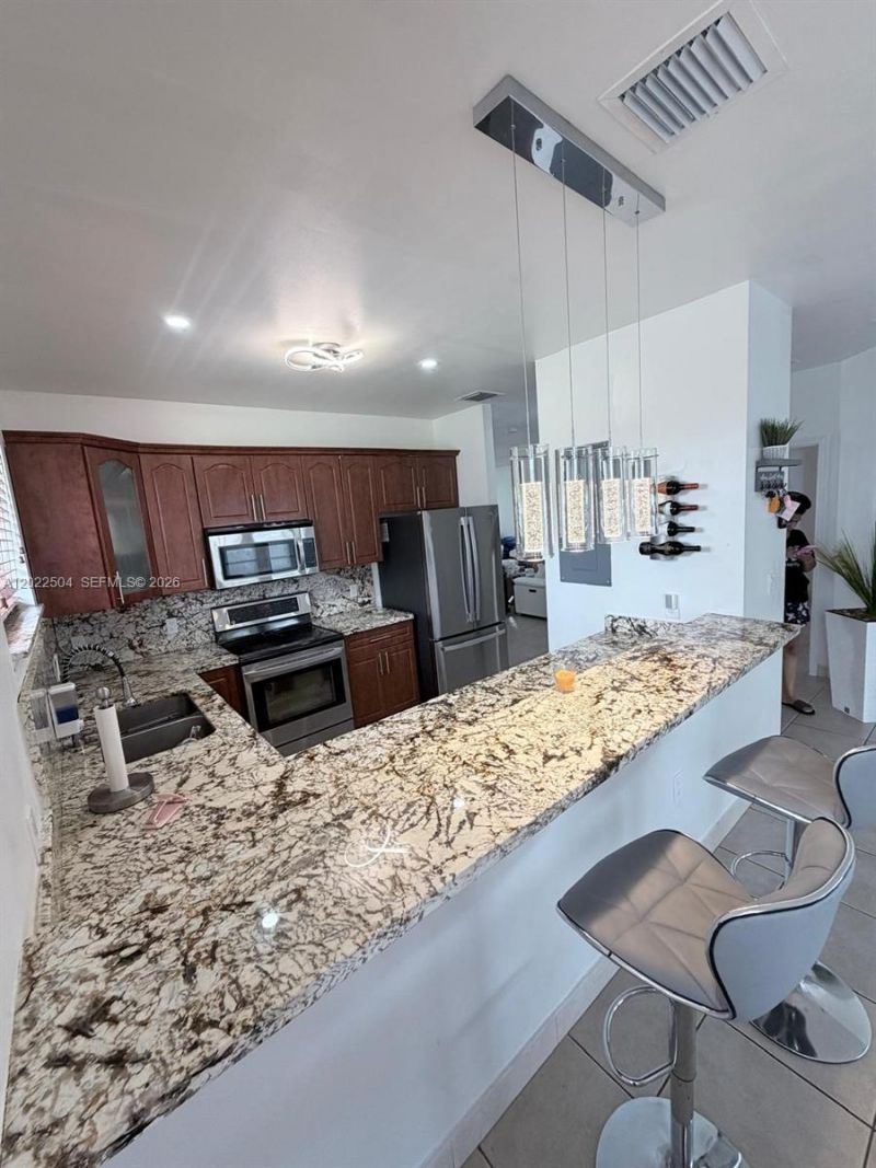 1670 NW 73rd St, Miami, FL 33147 Photo