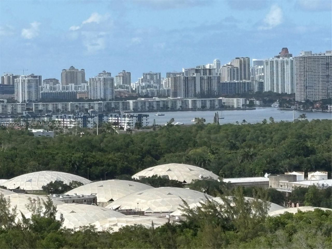 14951 Royal Oaks Ln, Unit 1909, North Miami, FL 33181 Photo