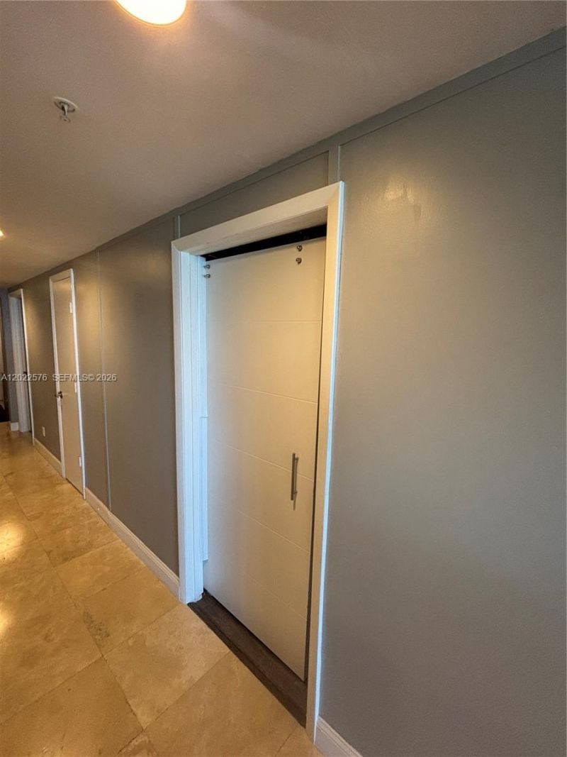 14951 Royal Oaks Ln, Unit 1909, North Miami, FL 33181 Photo