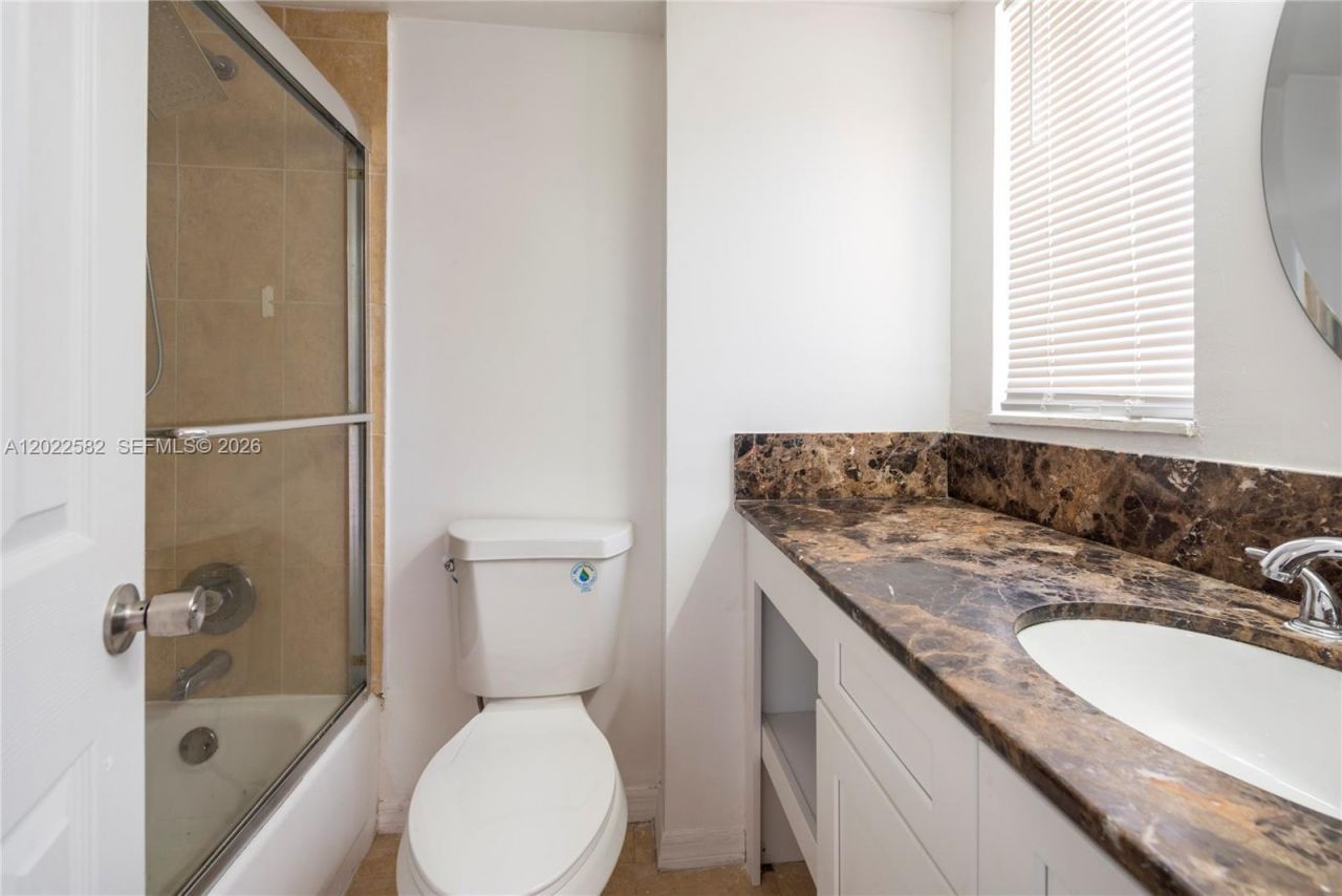 4111 Stirling Rd , Unit 509, Dania Beach, FL 33314 Photo