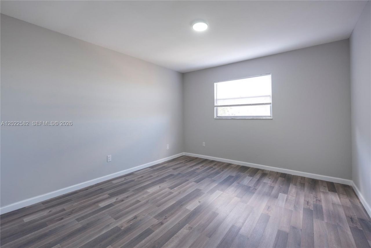 4111 Stirling Rd , Unit 509, Dania Beach, FL 33314 Photo