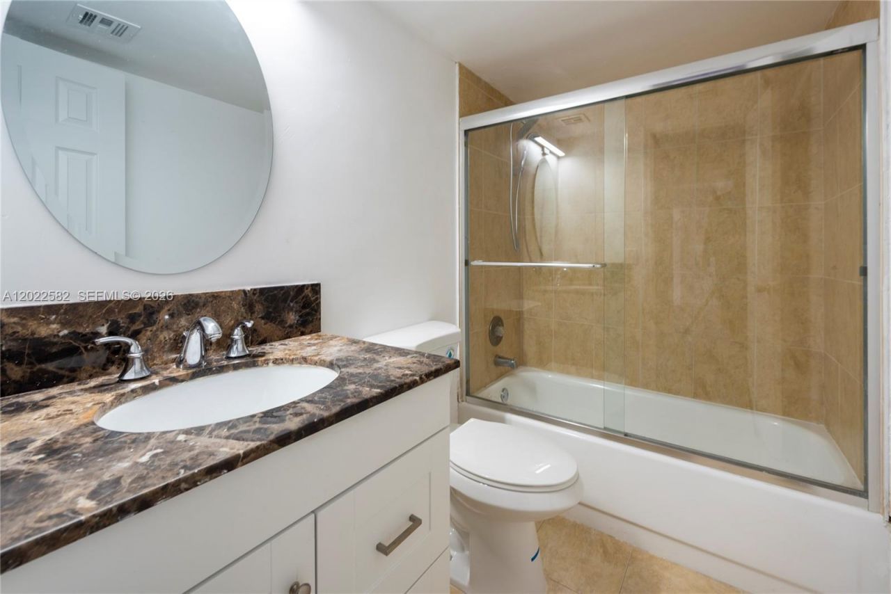 4111 Stirling Rd , Unit 509, Dania Beach, FL 33314 Photo