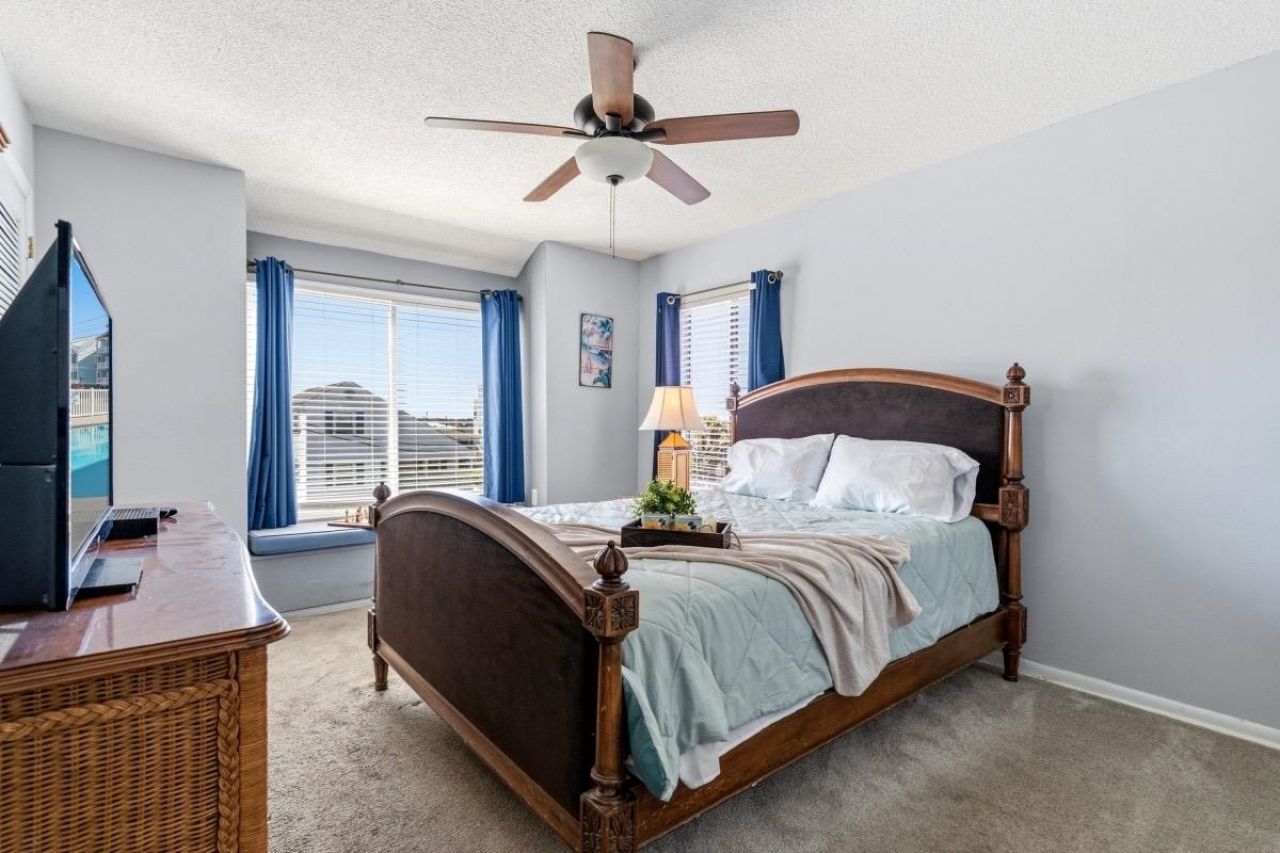 4801 North Ocean Blvd.  Photo 10