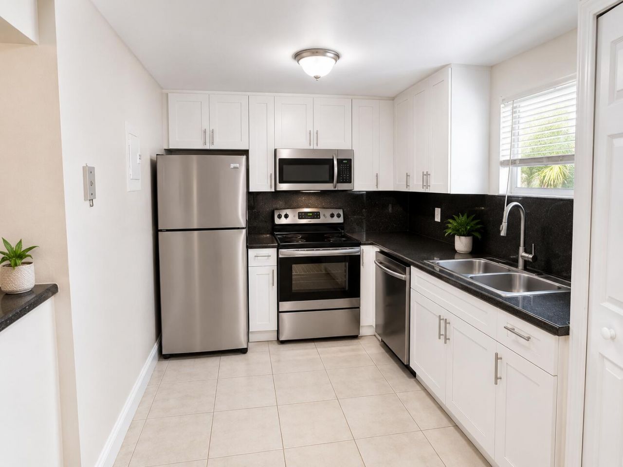 4205 N University Drive, Unit 106, Sunrise, FL 33351 Photo