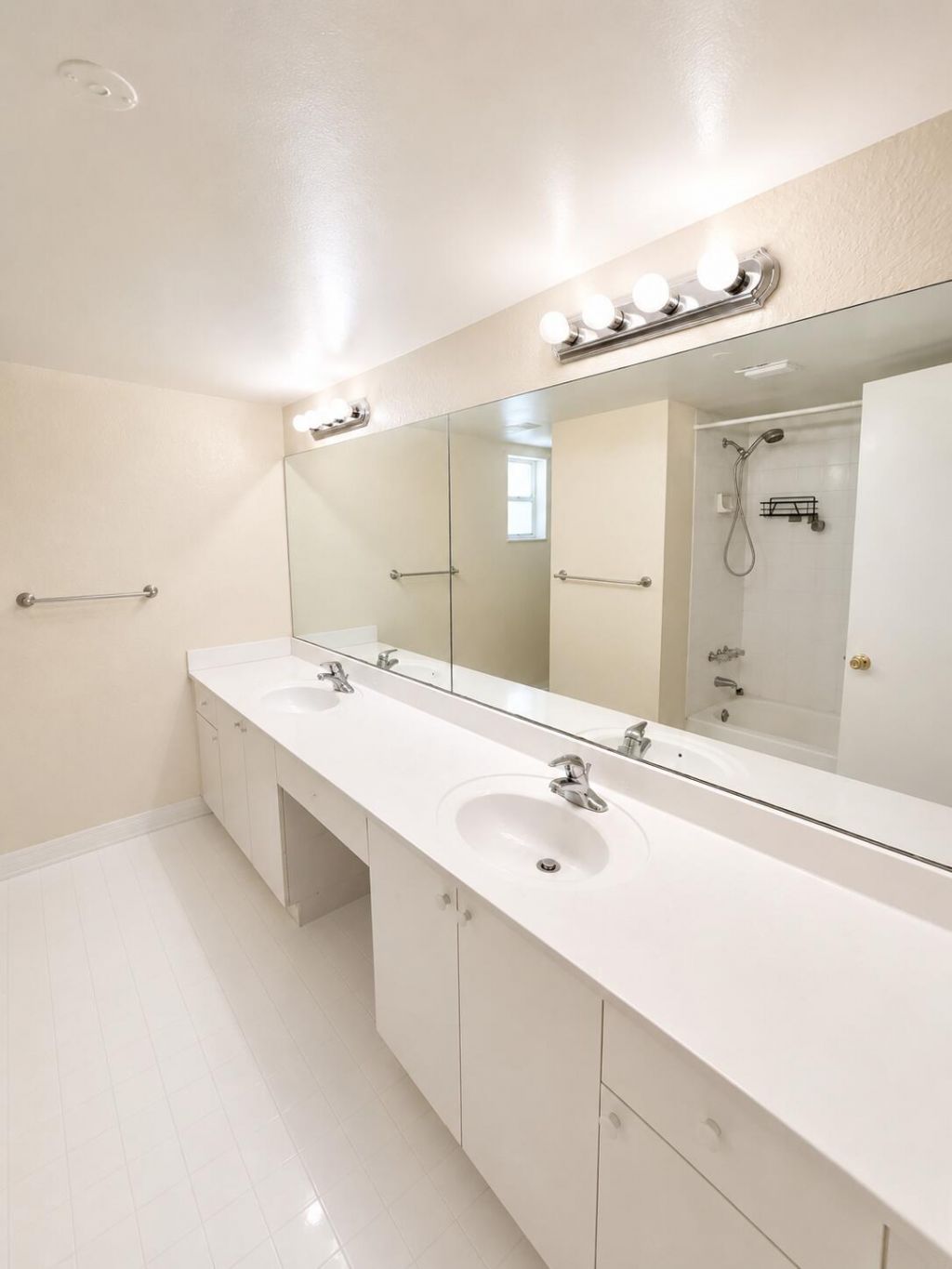 4205 N University Drive, Unit 106, Sunrise, FL 33351 Photo