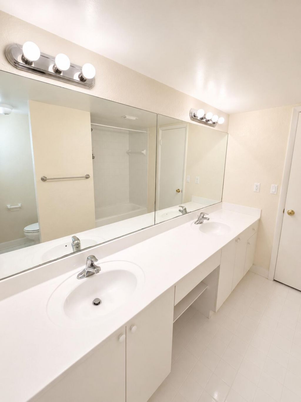 4205 N University Drive, Unit 106, Sunrise, FL 33351 Photo