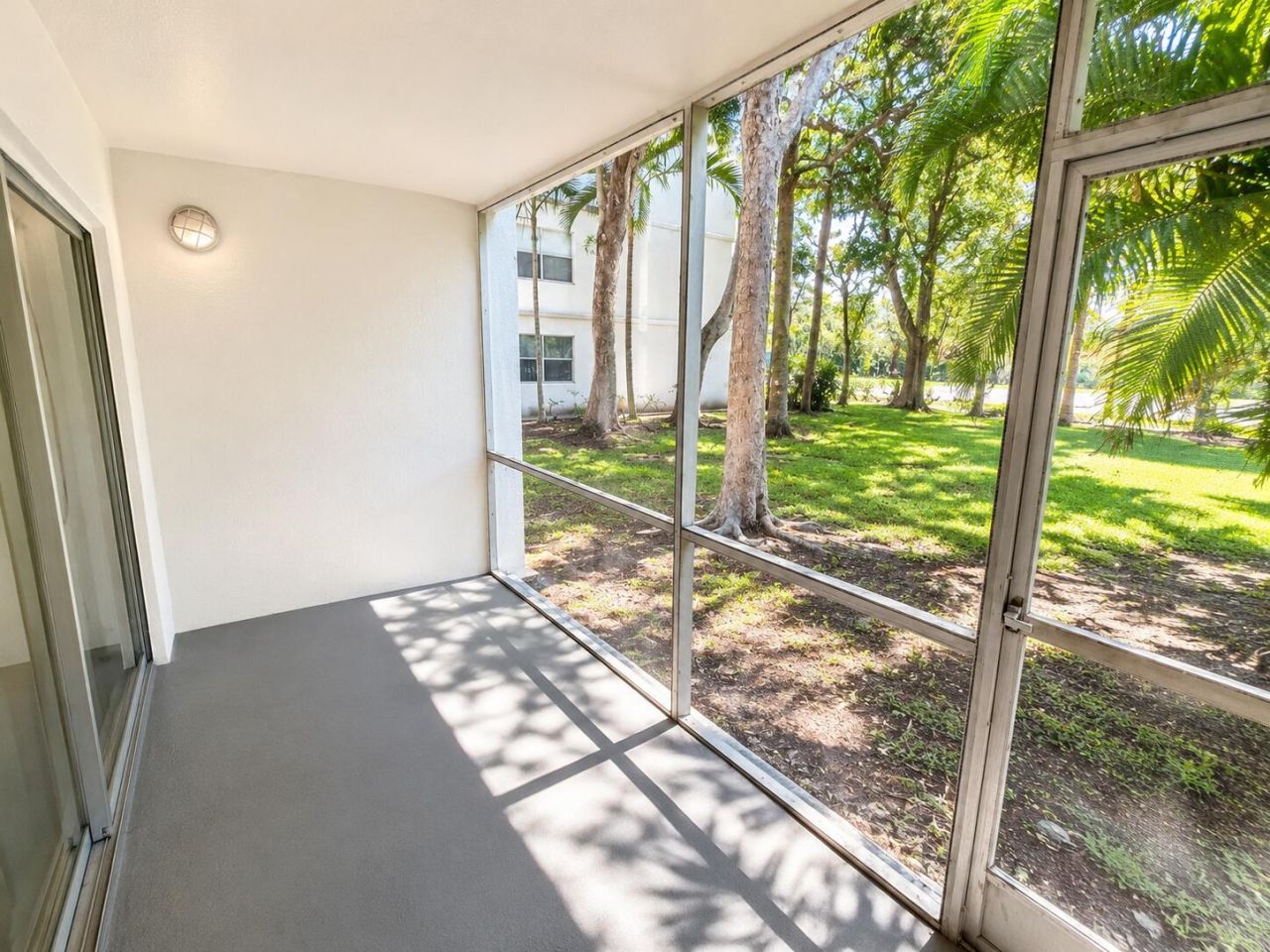 4205 N University Drive, Unit 106, Sunrise, FL 33351 Photo