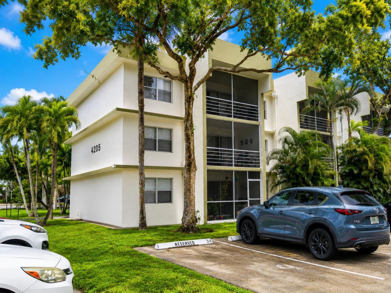 4205 N University Drive, Unit 106, Sunrise, FL 33351 Photo