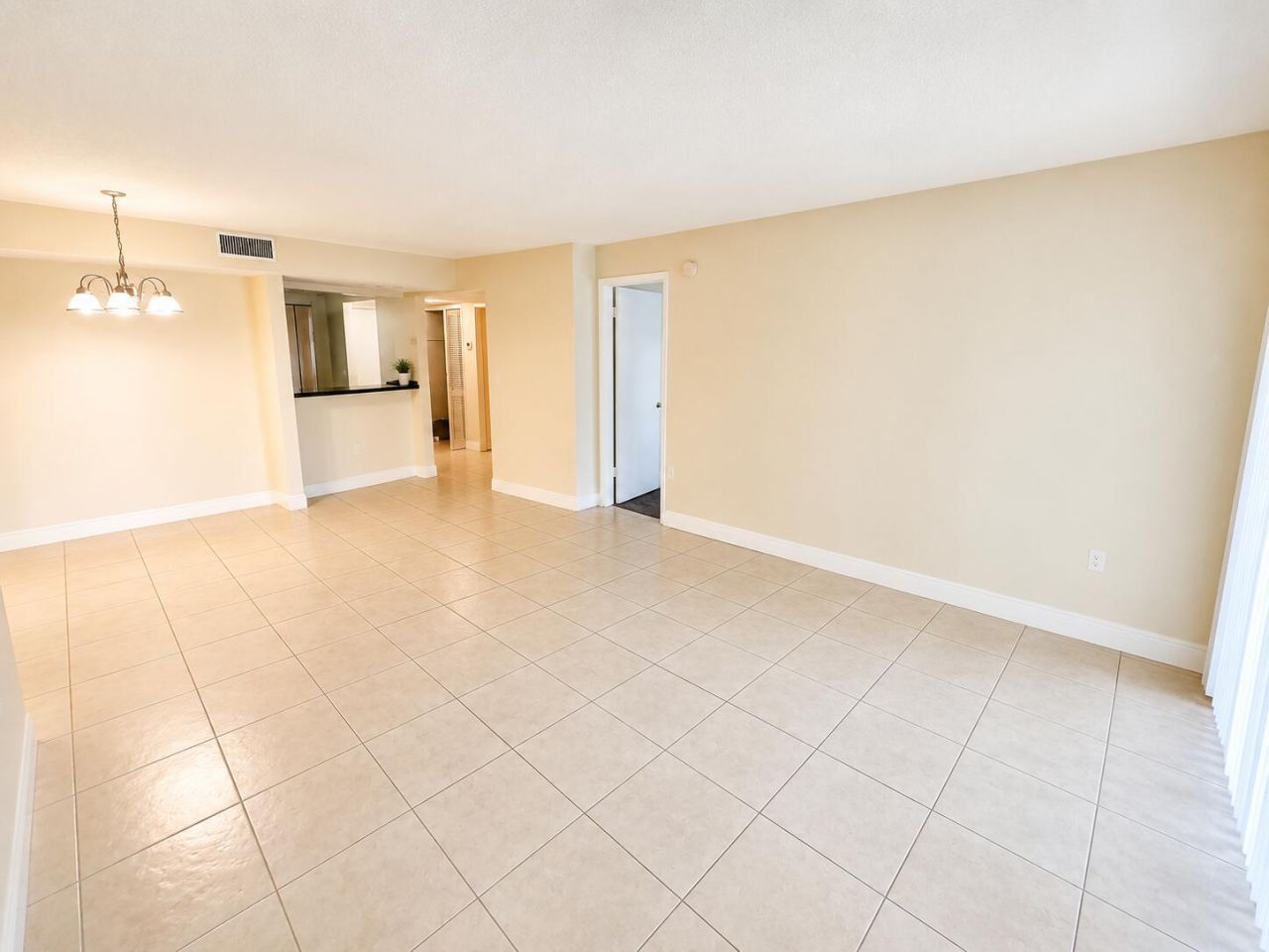 4205 N University Drive, Unit 106, Sunrise, FL 33351 Photo